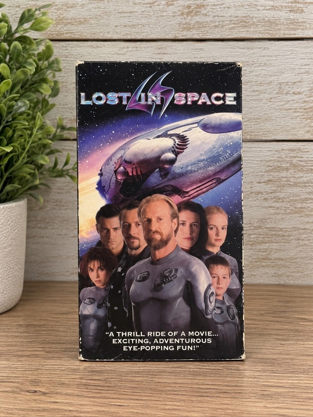 Lost in space Vhr 1998 video tape
